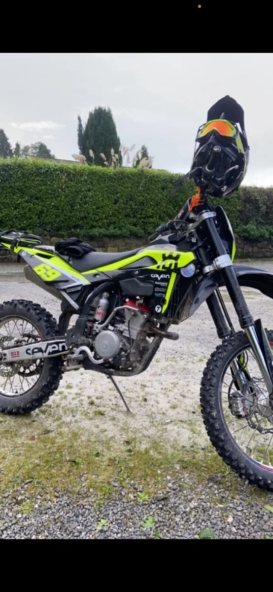 HUSQVARNA Te 250r road reg - Image 3