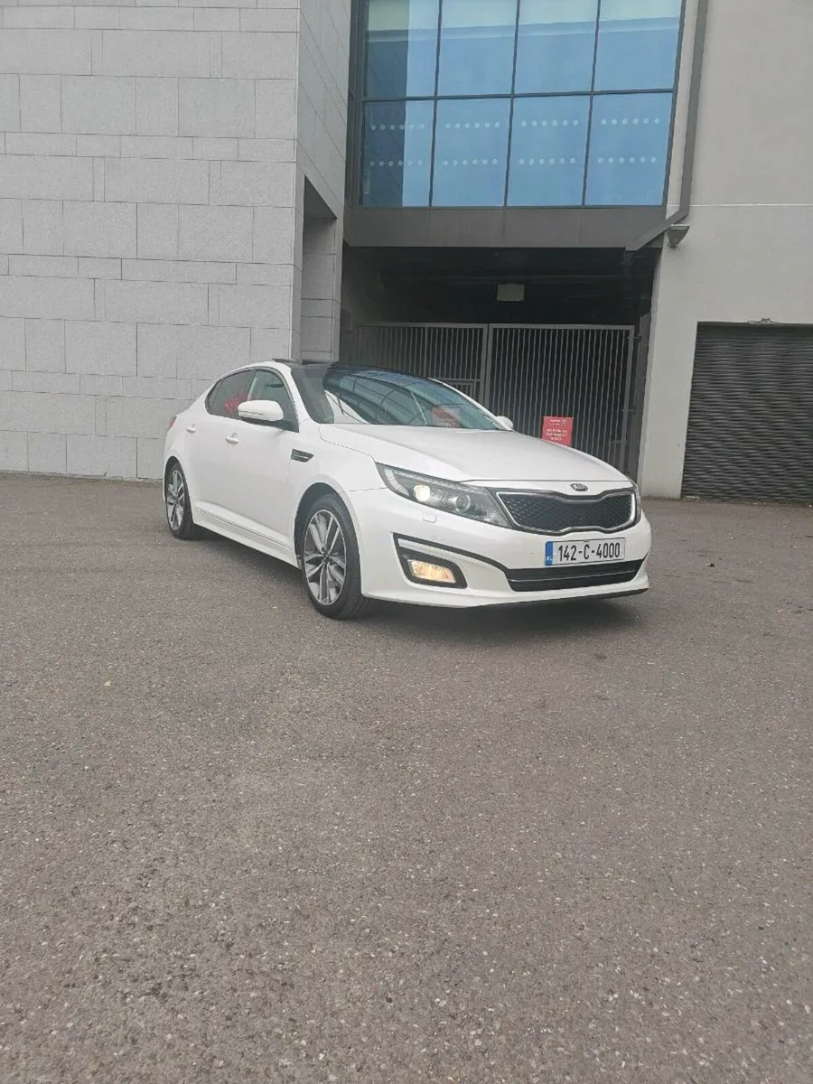 Kia Optima - Image 1