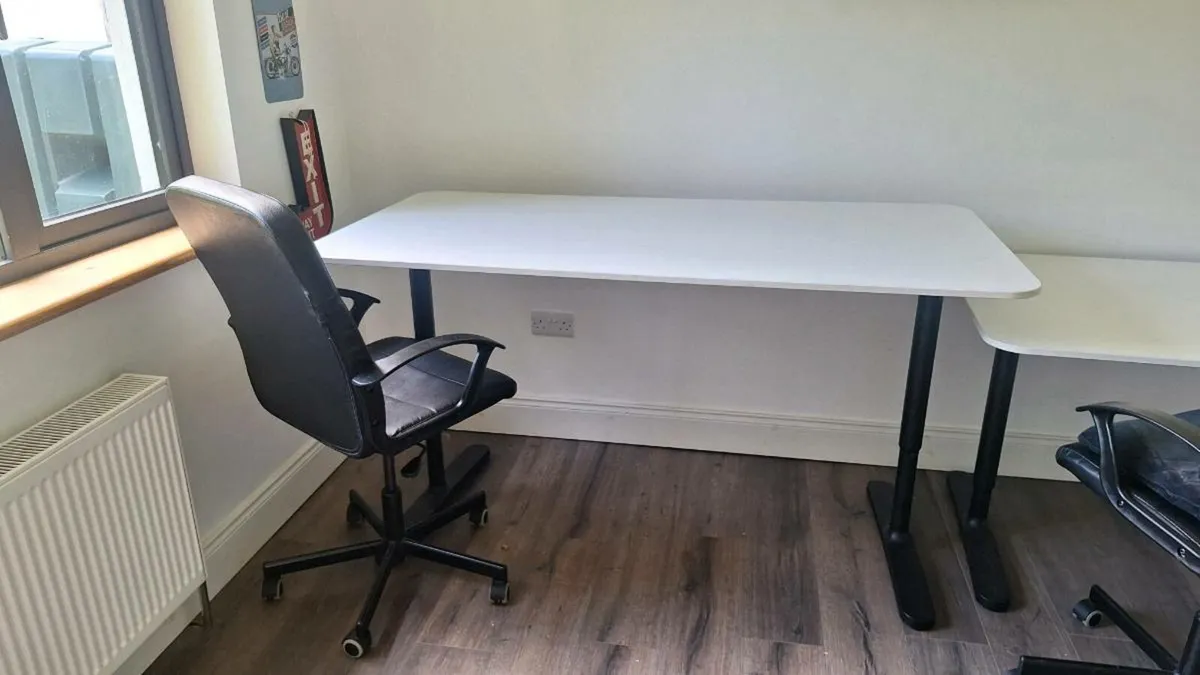 Office Desk and chair - Image 2