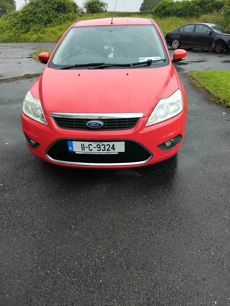 Ford Focus 2011 - Image 2