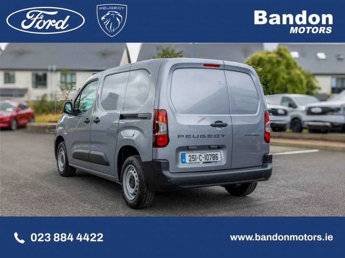 Peugeot Partner Partner PRO Plus1.5 HDI 100 65 - Image 4