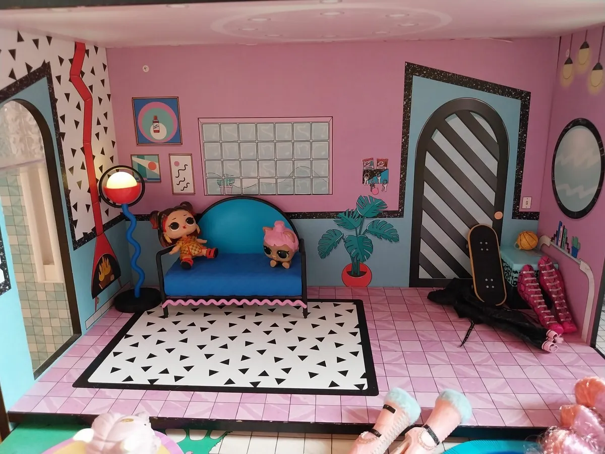 LOL House - Image 2