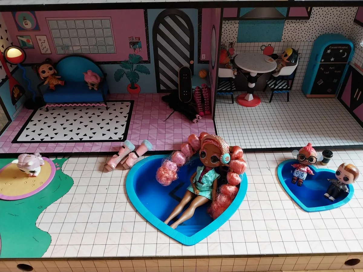 LOL House - Image 4