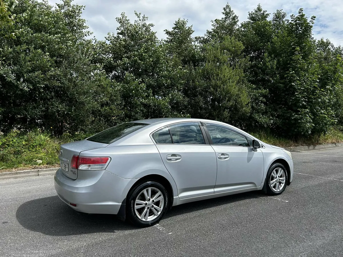 Toyota Avensis 1.6 Petrol - Image 2