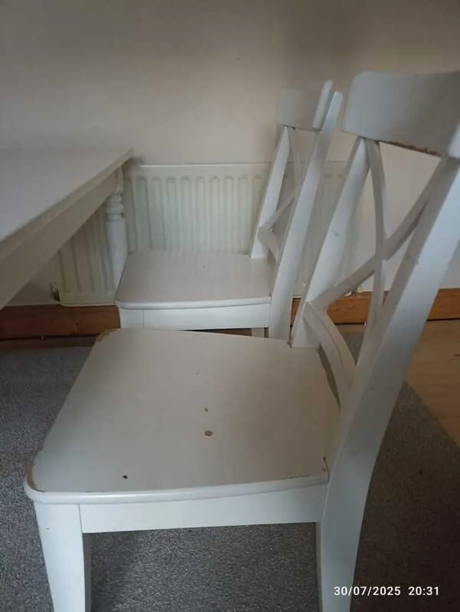 White Dning Table - Image 3