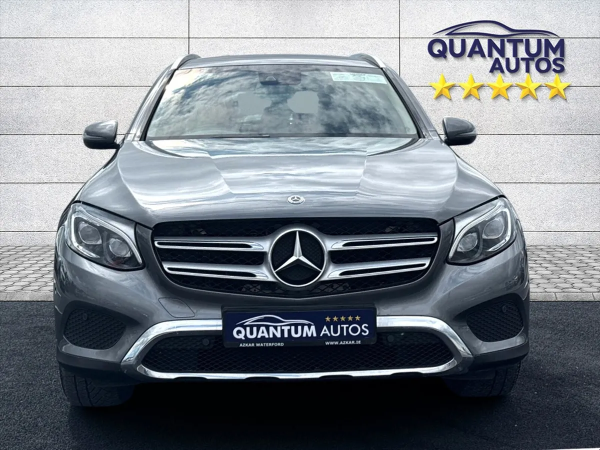 Mercedes-Benz GLC 2018 220D AVANTGARDE 4MATIC 2.0D - Image 3