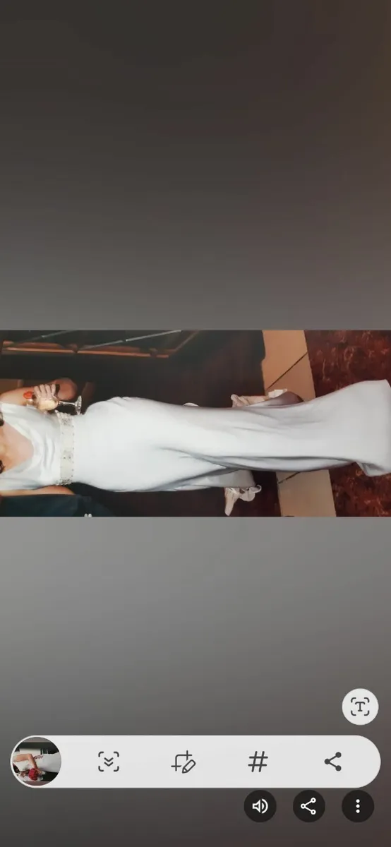 Wedding dress - Image 1