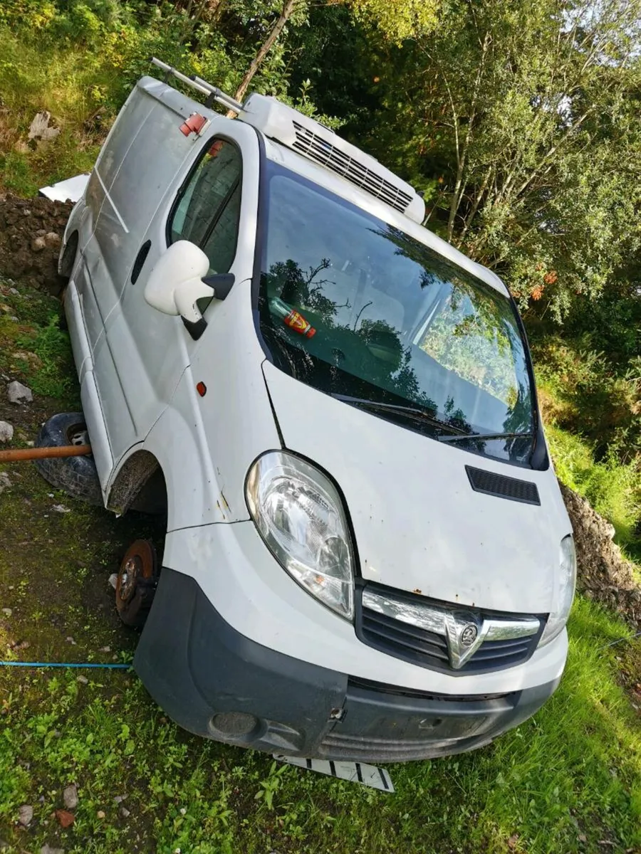 Ford transit 2.2 drop side 2016 - Image 2