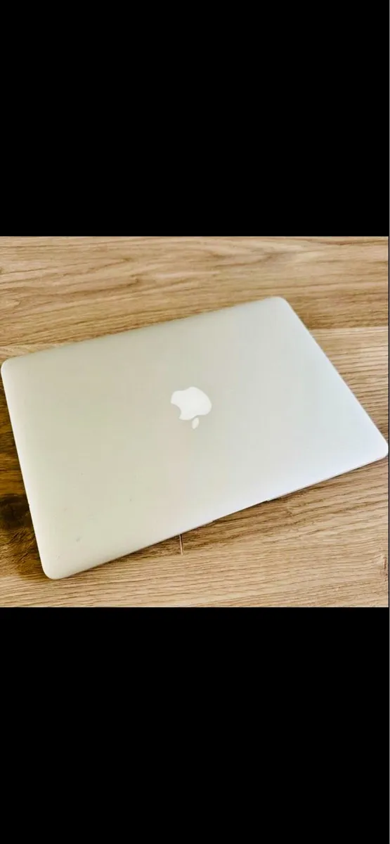 MacBook
