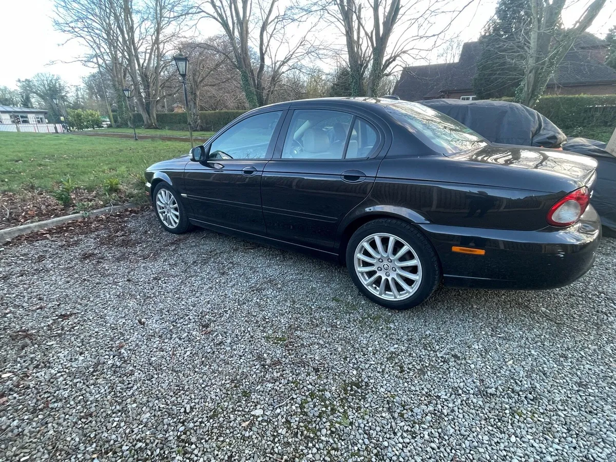 2010 Jaguar X Type 2lt diesel - Image 2