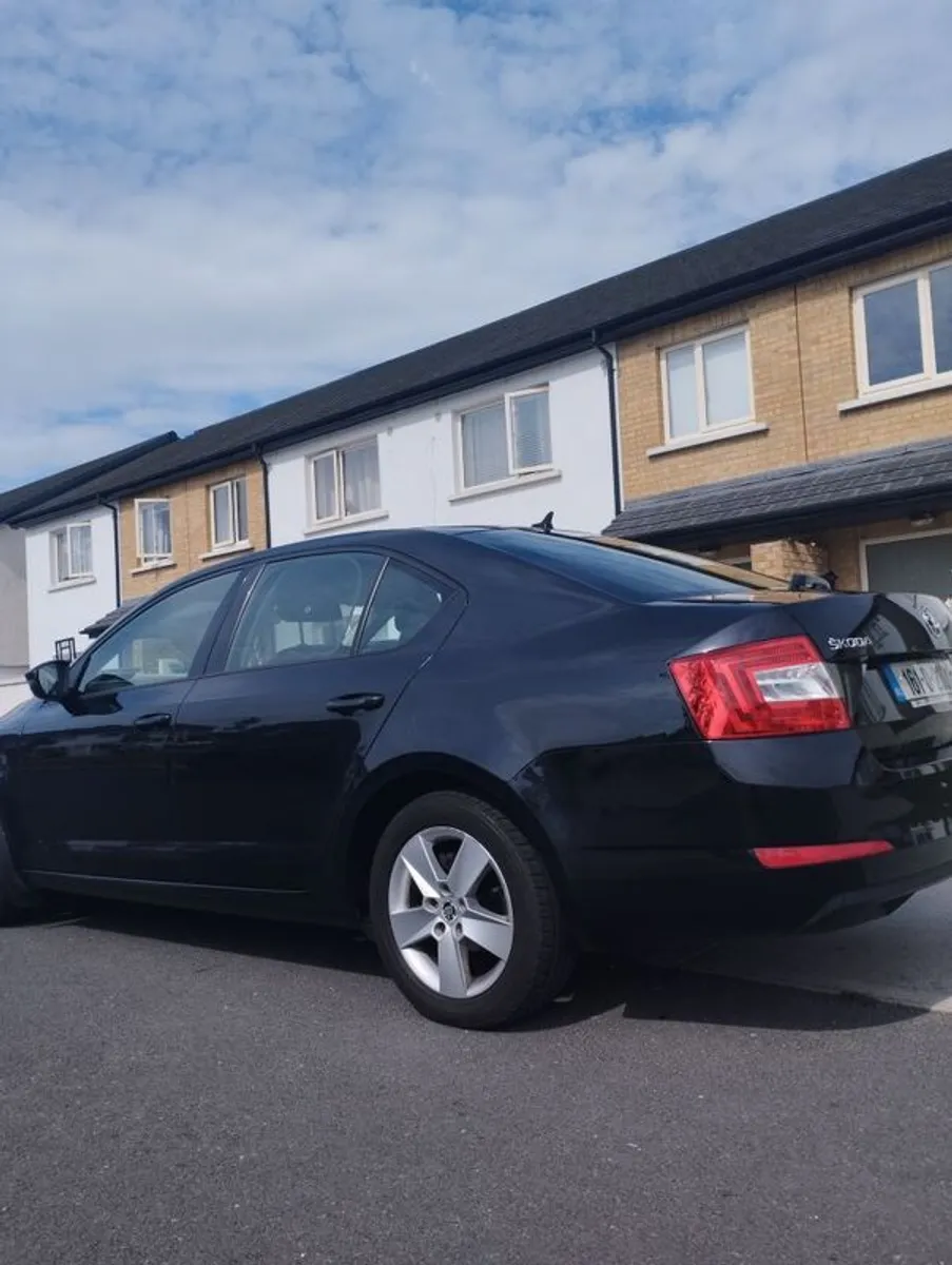 2016 Skoda Octavia - Image 1