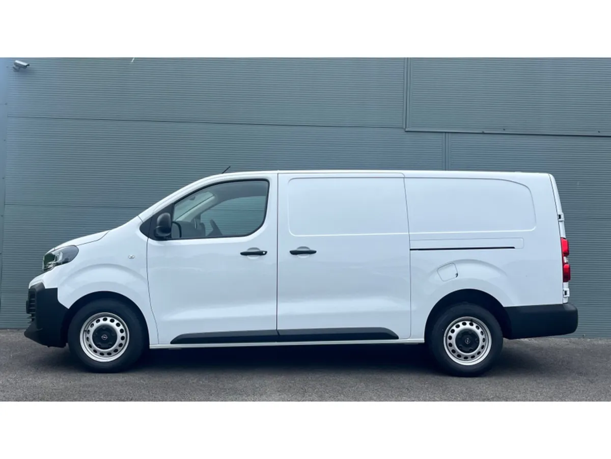 Opel Vivaro * 252 Reg * L2H1 | LWB | 1.5 - 120 BHP - Image 4