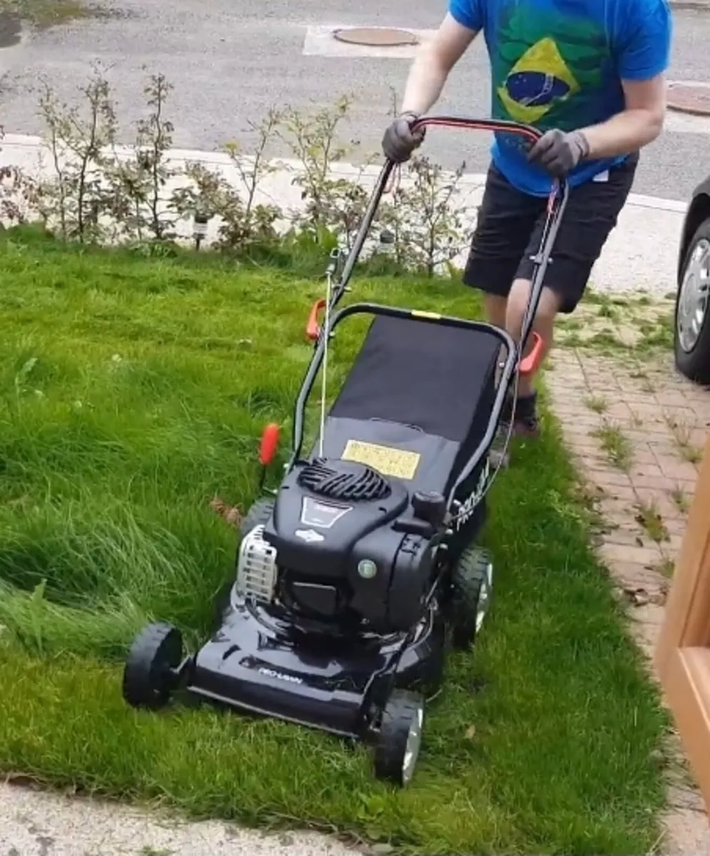 Petrol Lawnmower 125CC - Image 2