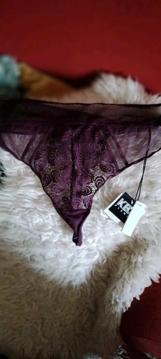 Croasdresser lingerie - Image 2