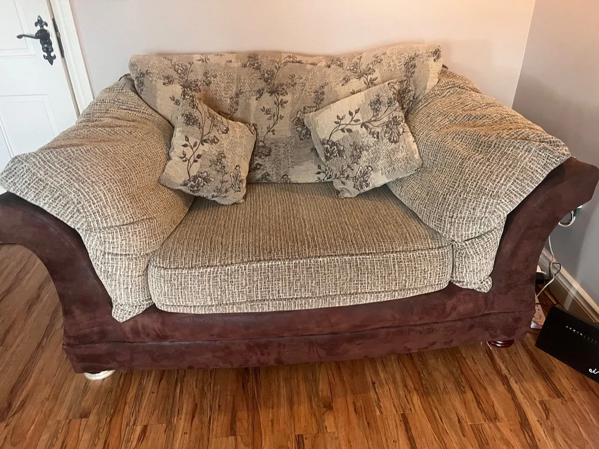 3 -2 and 1 seater - Image 3