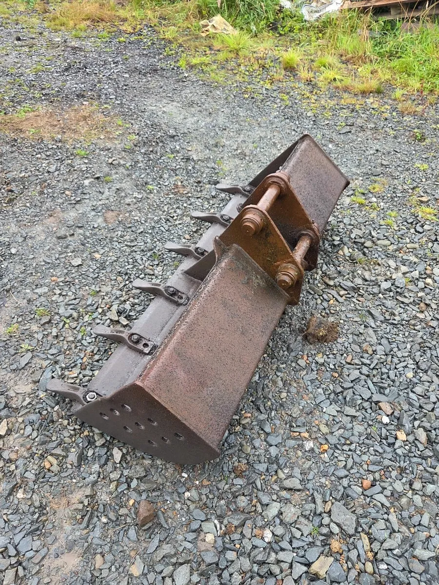 ### Ditching bucket 45mm pins ### - Image 3