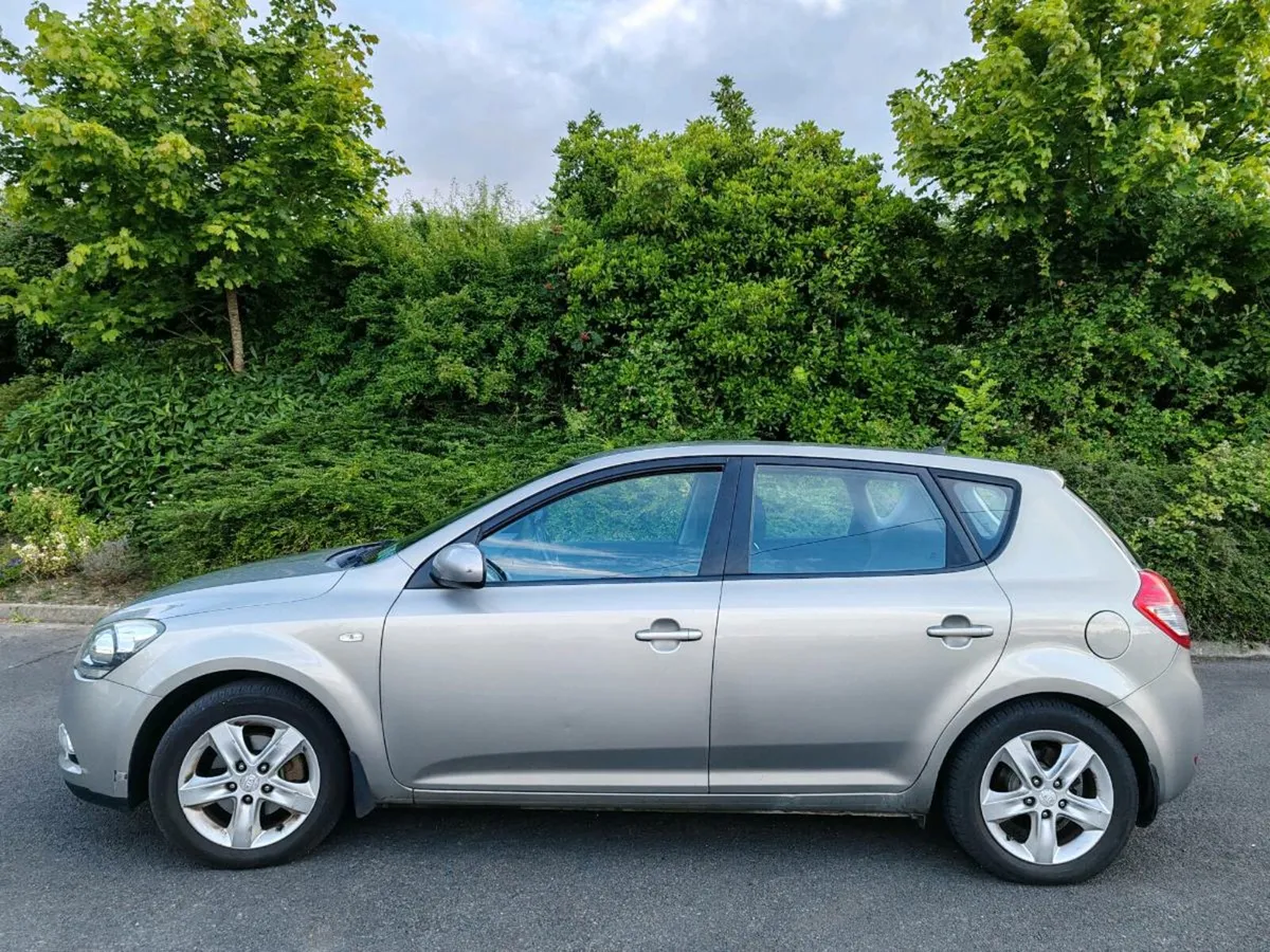 Kie Ceed lovely car - Image 4