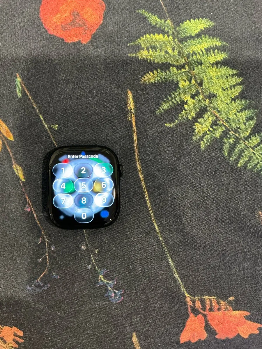 Apple Watch Series 10 46mm Cellular - Image 2