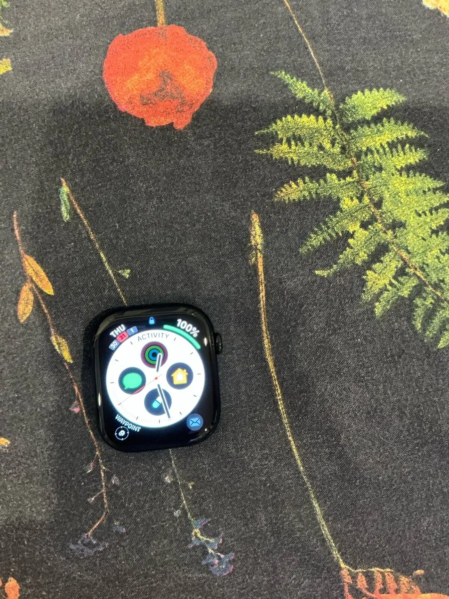 Apple Watch Series 10 46mm Cellular - Image 1