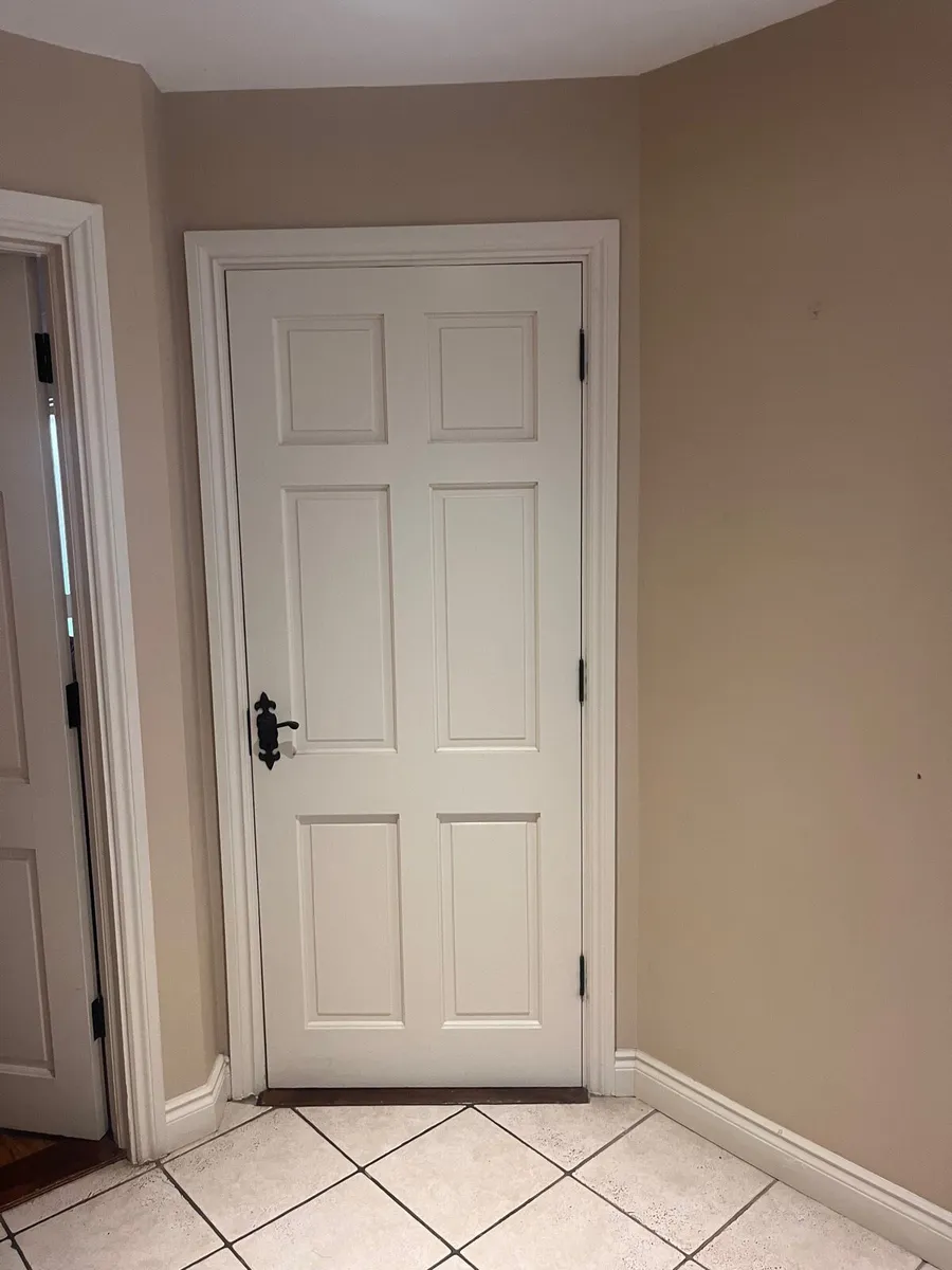 10 internal doors for sale in good condition - Image 1