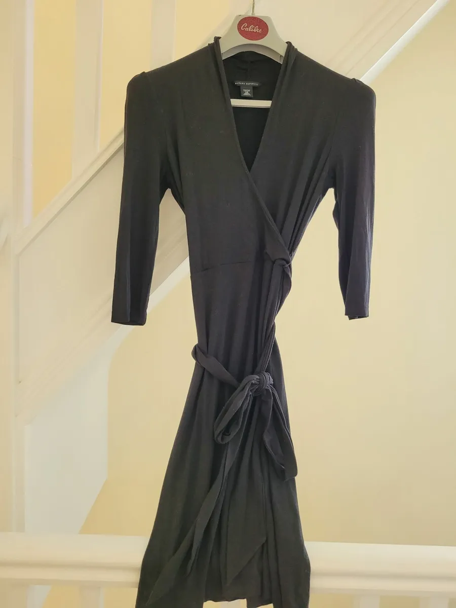Banana Republic Wrap Dress XS - Image 3