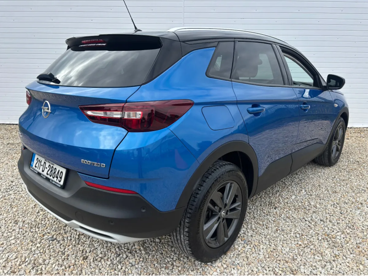 Opel Grandland X SRI 1.5 130PS -DSL-6SP - Image 2