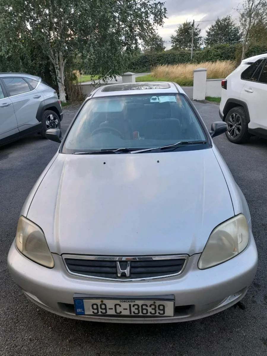 Honda Civic Saloon 1999 - Image 1
