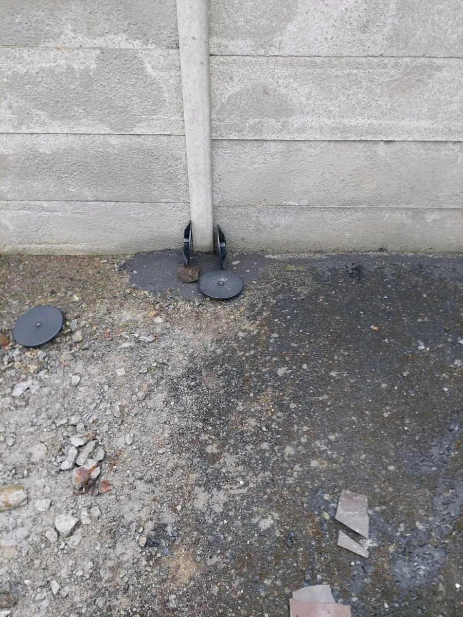 Slab lifters