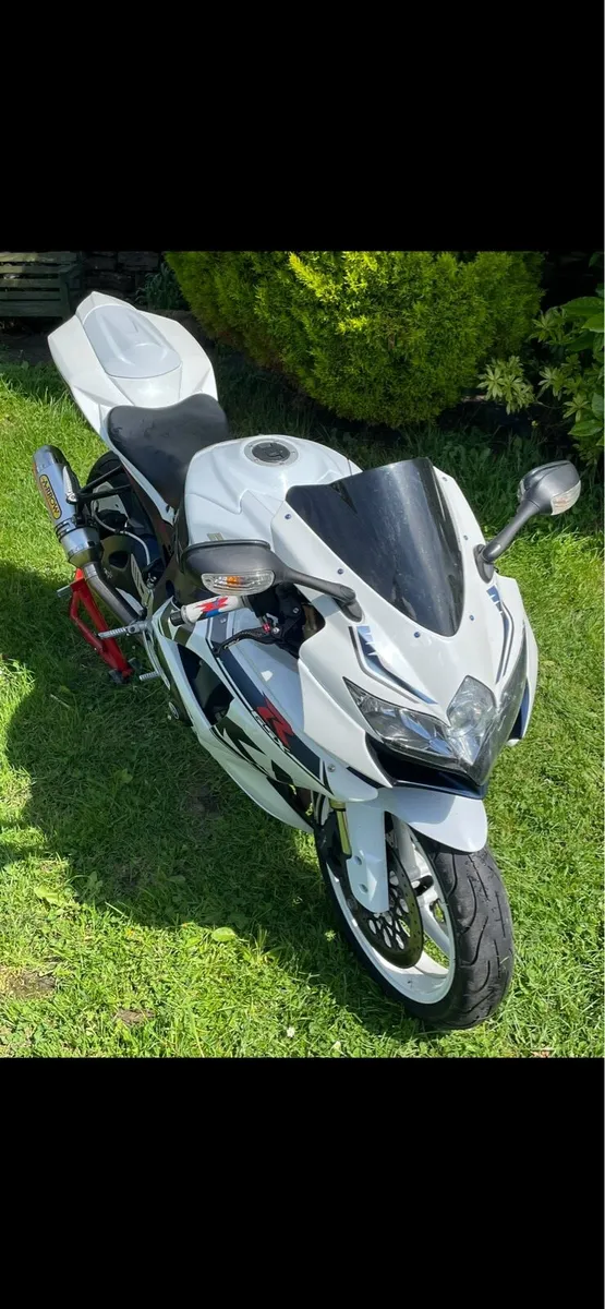 Suzuki Gsxr 600 k8 - Image 1