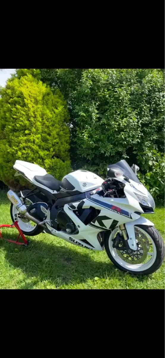 Suzuki Gsxr 600 k8 - Image 3