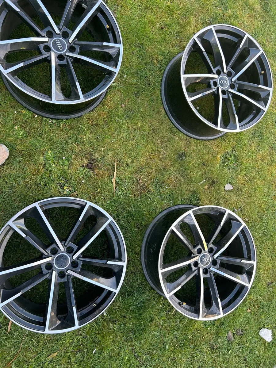 Audi s8 alloys 2016 - Image 2