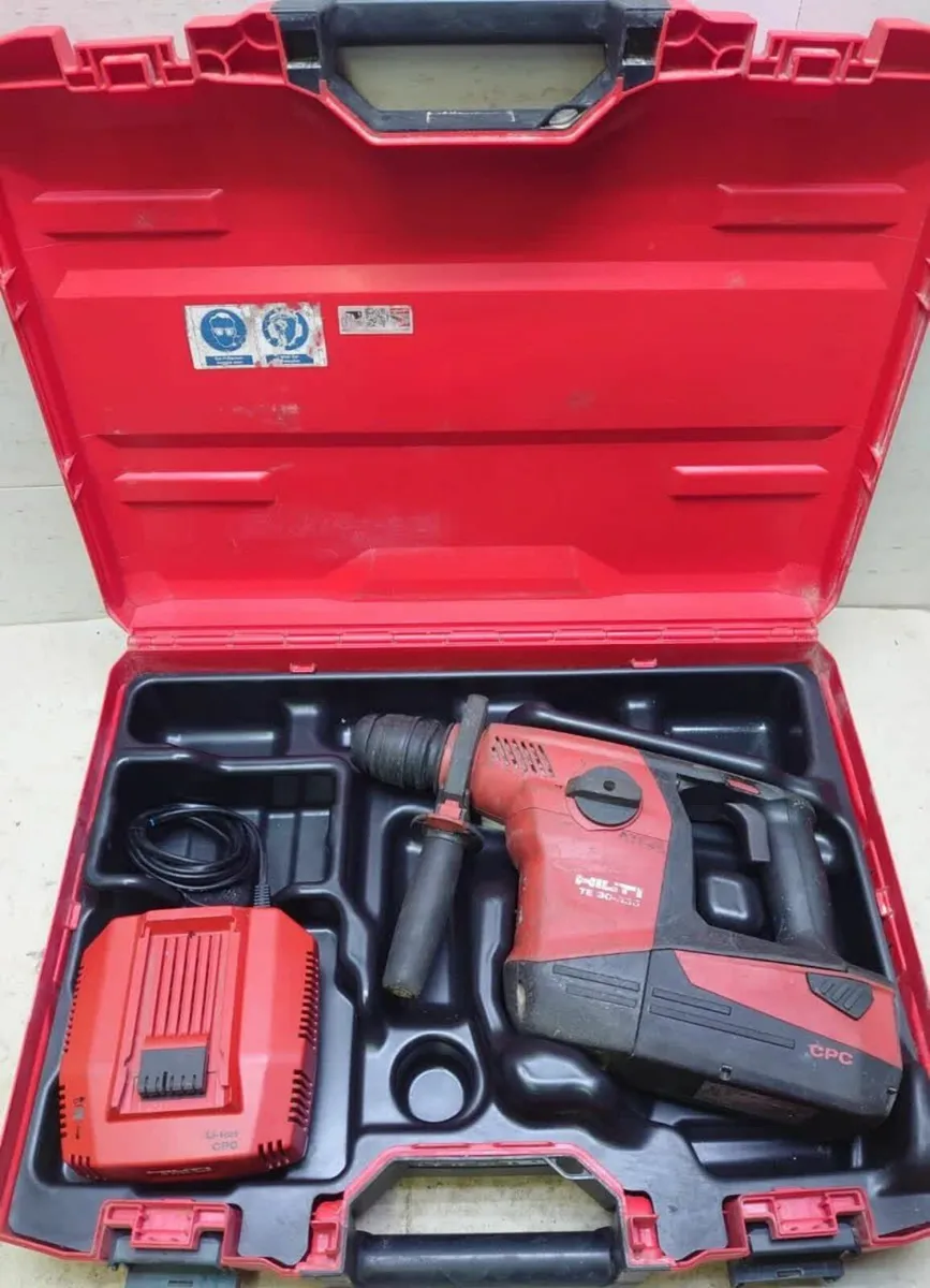 Hilti TE30-A36 AVR hammer drill - Image 2