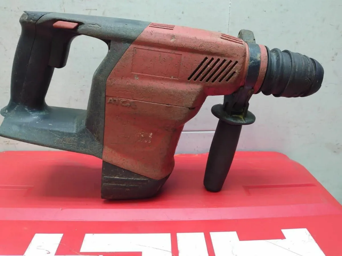 Hilti TE30-A36 AVR hammer drill - Image 3