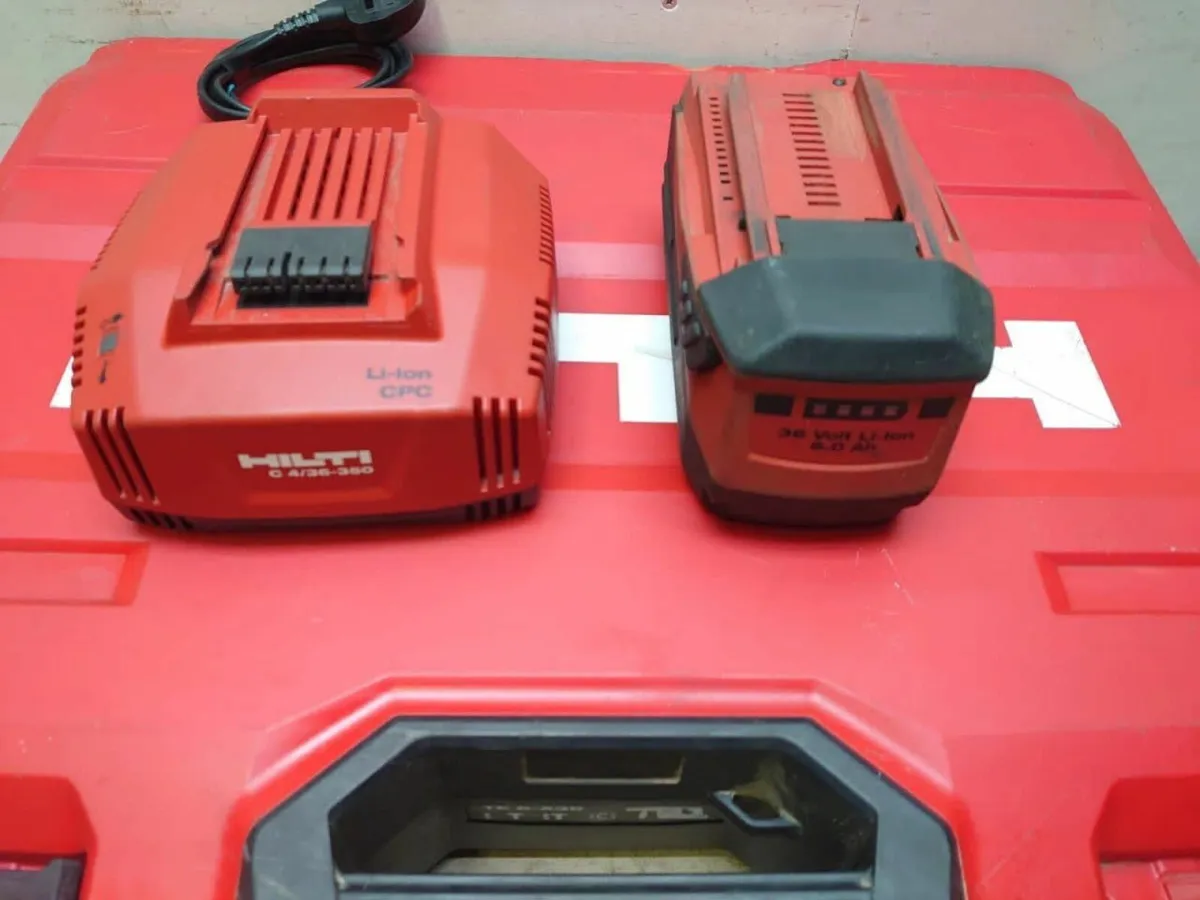Hilti TE30-A36 AVR hammer drill - Image 4