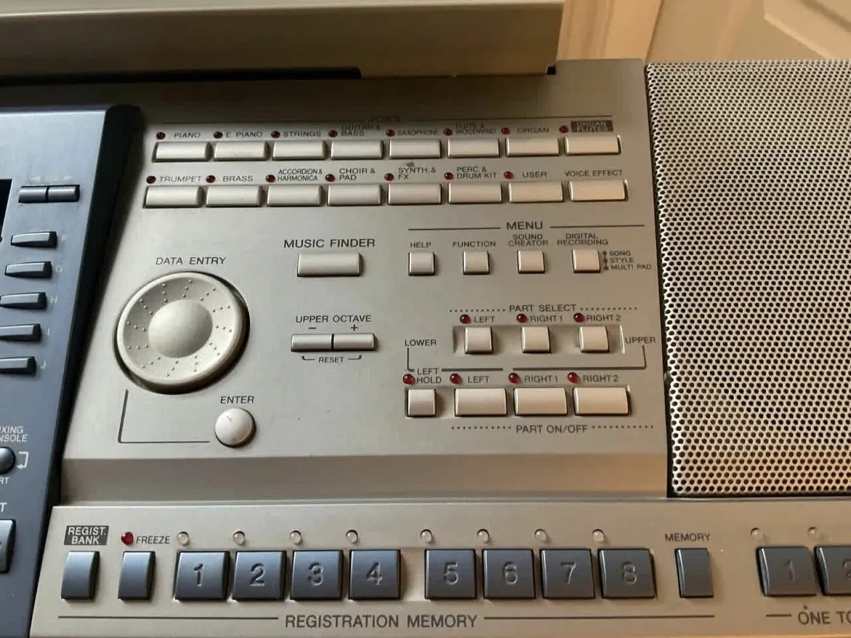 Yamaha PSR-1500 - Image 3