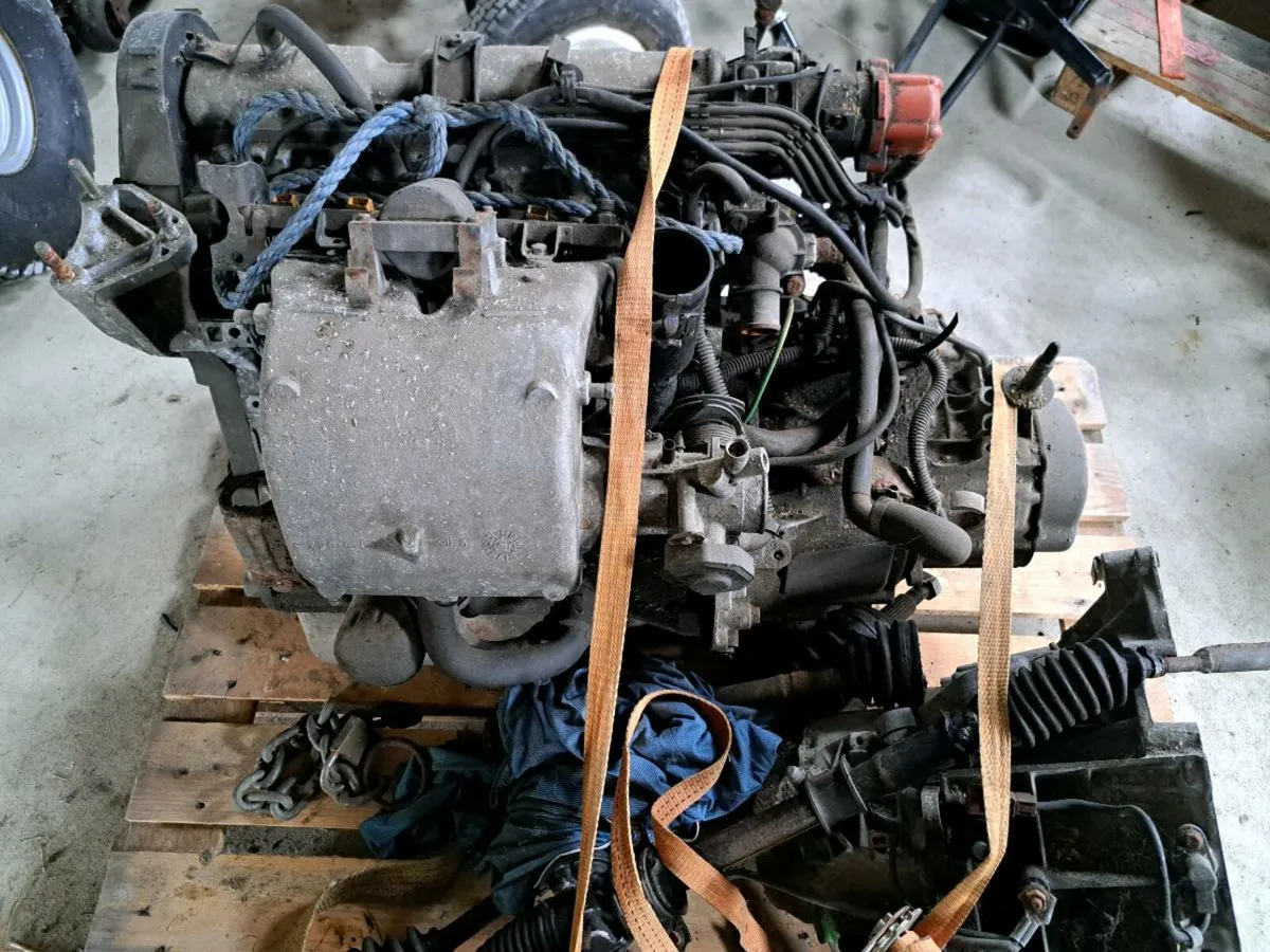 205 1.9 gti - Image 1