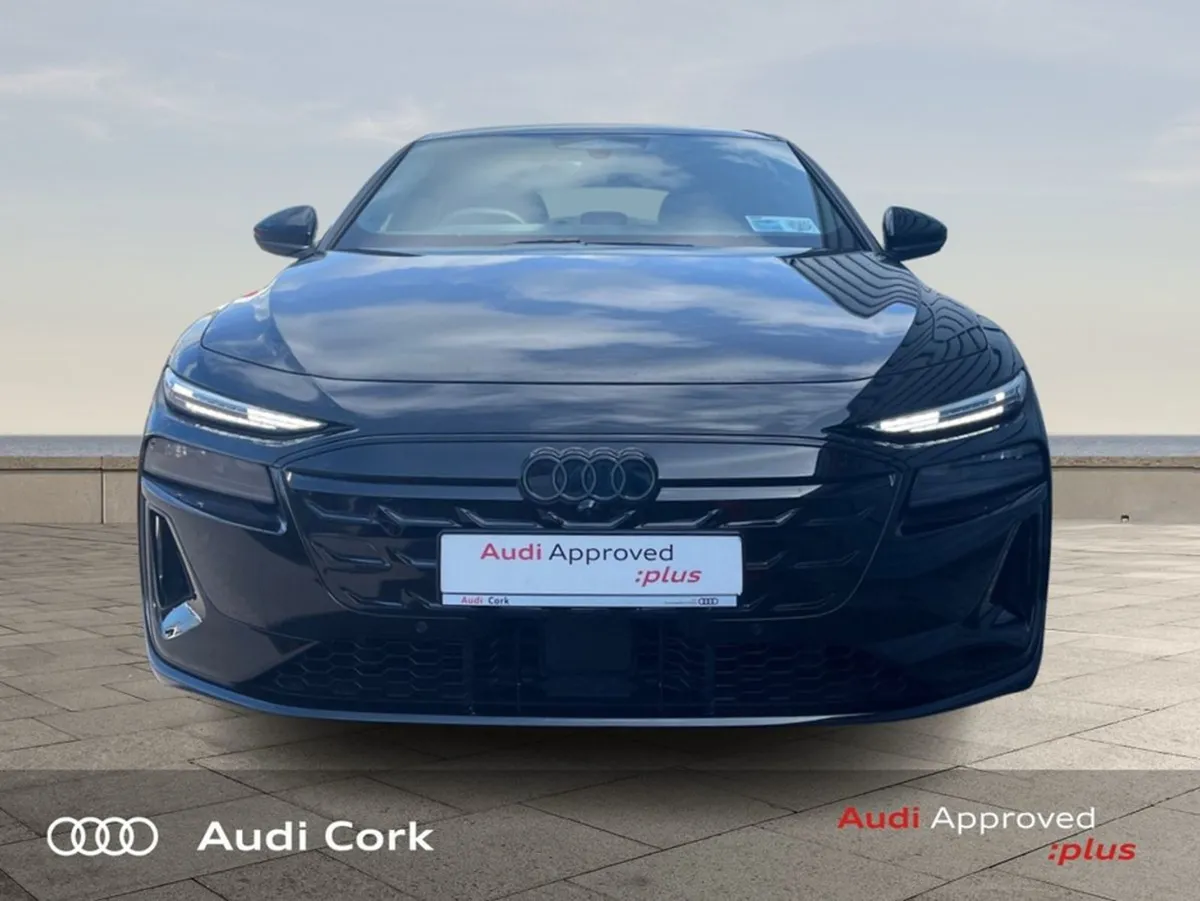 Audi A6 Avant E-tron Performance S-line Automatic - Image 3