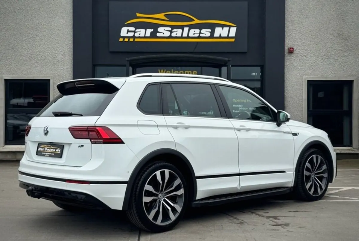 Volkswagen Tiguan 2.0 TDI R-line SUV 5dr Diesel D - Image 4
