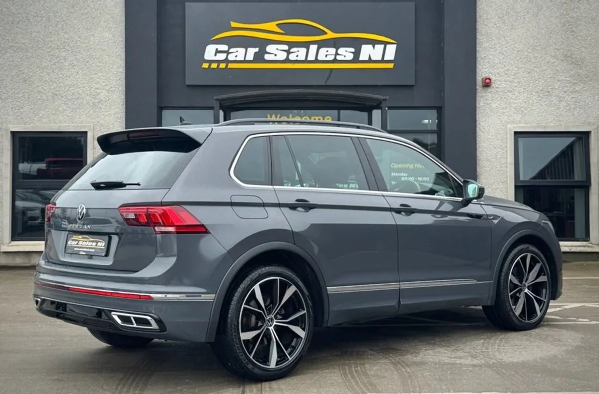 Volkswagen Tiguan 2.0 TDI R-line SUV 5dr Diesel D - Image 3