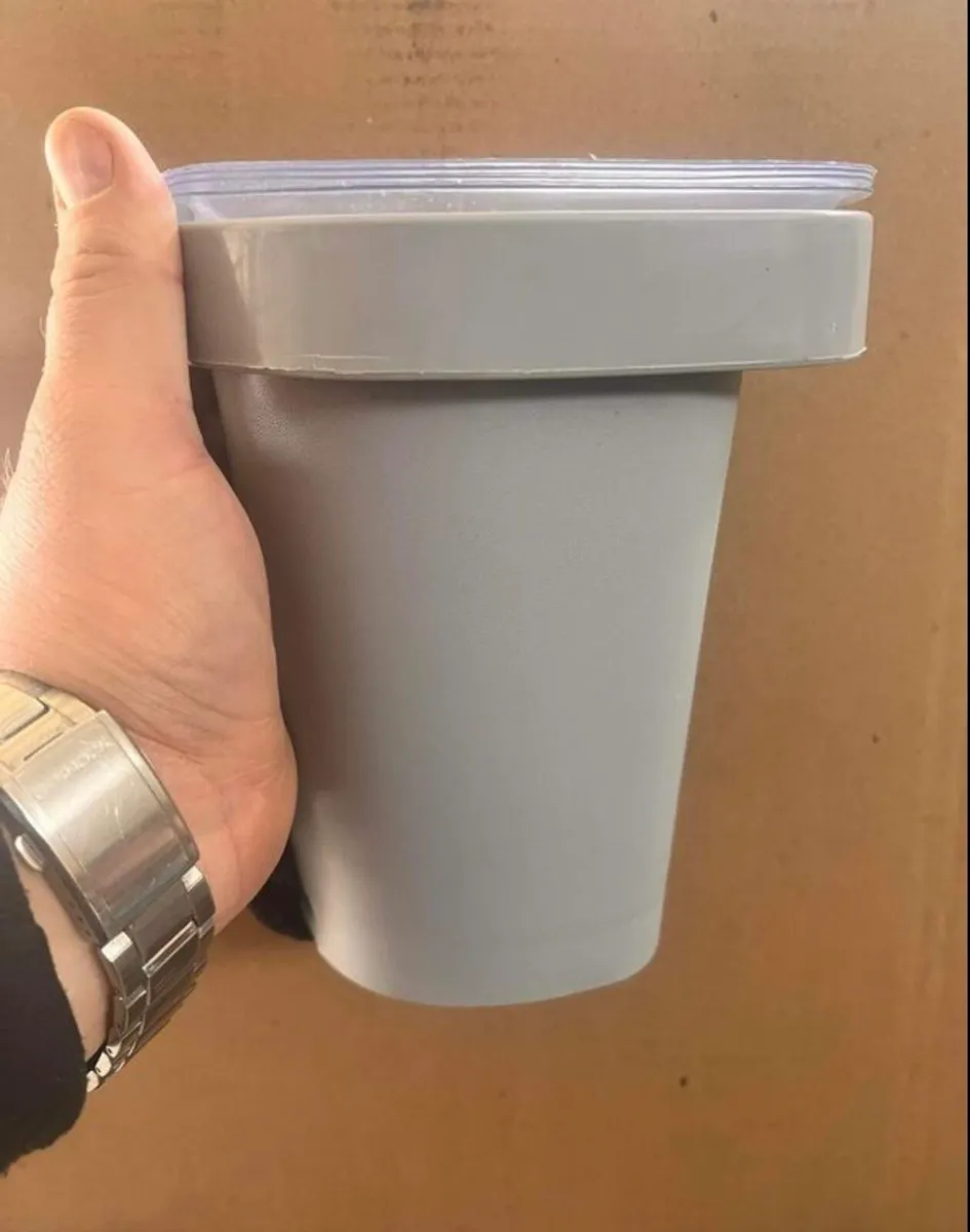 Paint cup, new - Image 1