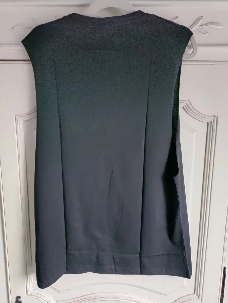 MyProtein Adapt Camo Tank x2 L New - Image 3