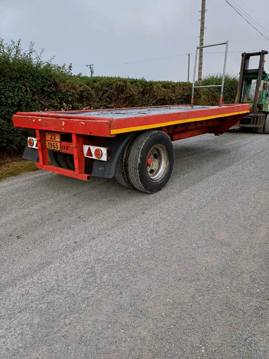 17ft bale trailer - Image 2