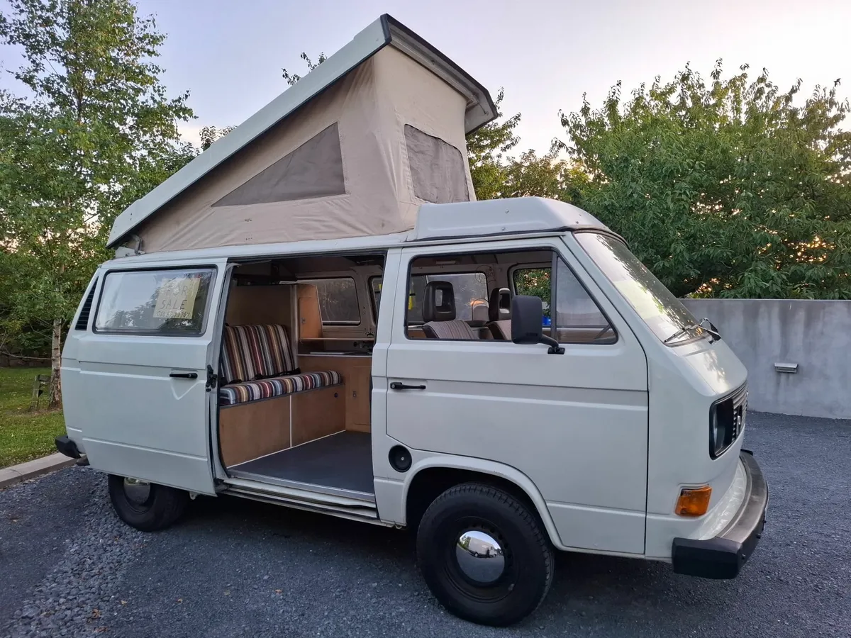 Volkswagen Westfalia Camper 1983 - Image 1