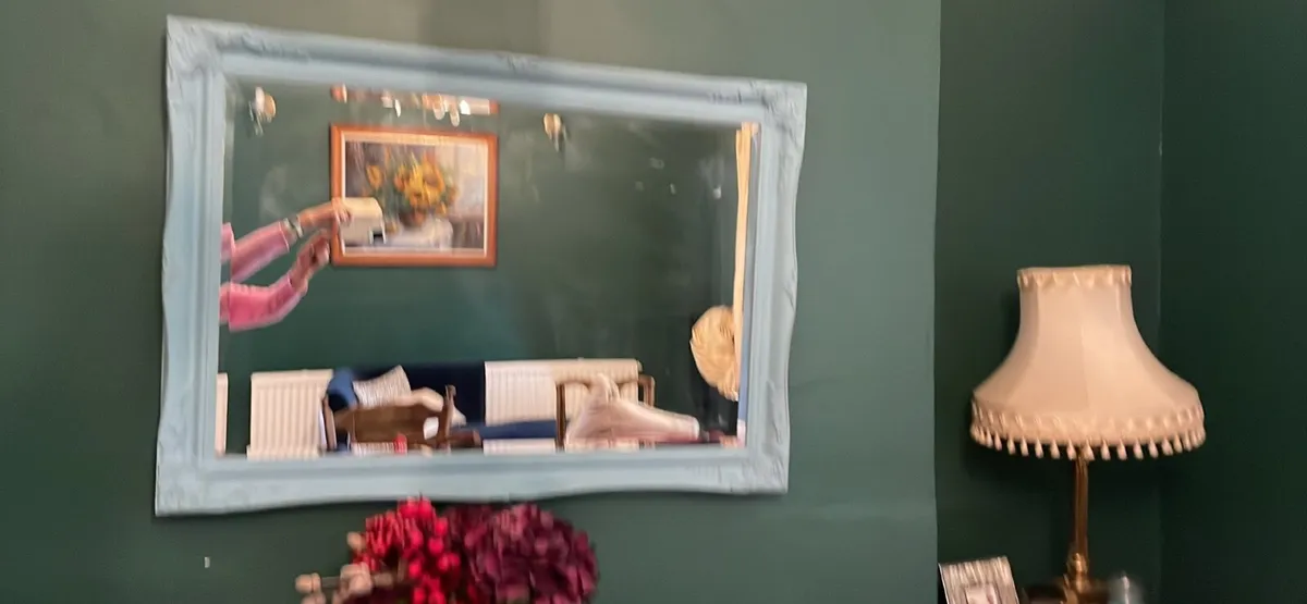 Mirror in decorative frame - Image 1
