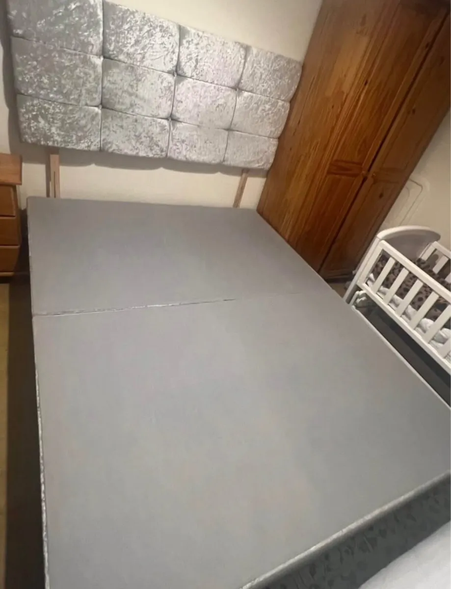 King size base and headboard - Image 1