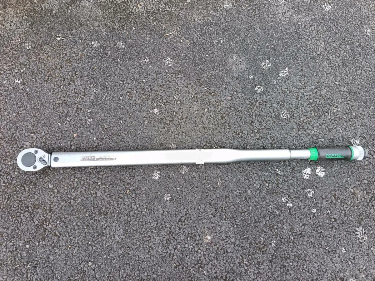 Torque wrench 3/4 drive 140-700NM - Image 2