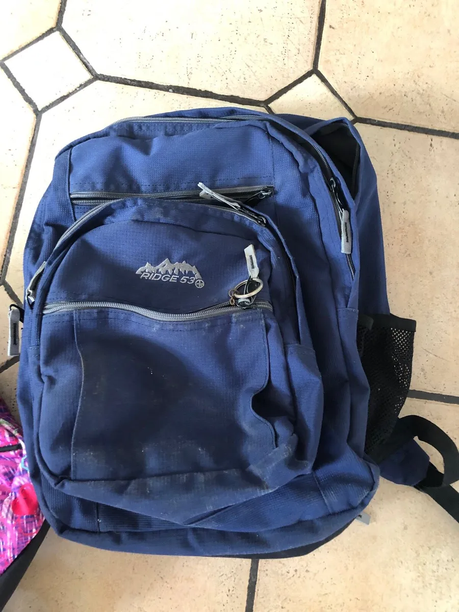 School bag - Image 3
