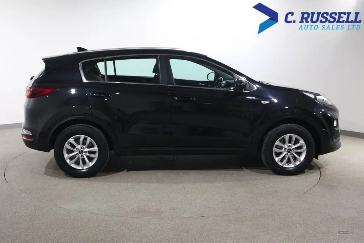 Kia Sportage Estate - Image 4
