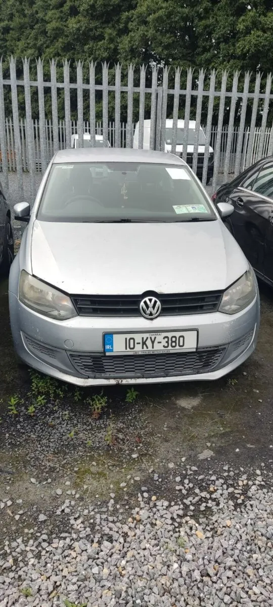 VW Polo 2010 for breaking.Gearbox, right side, etc