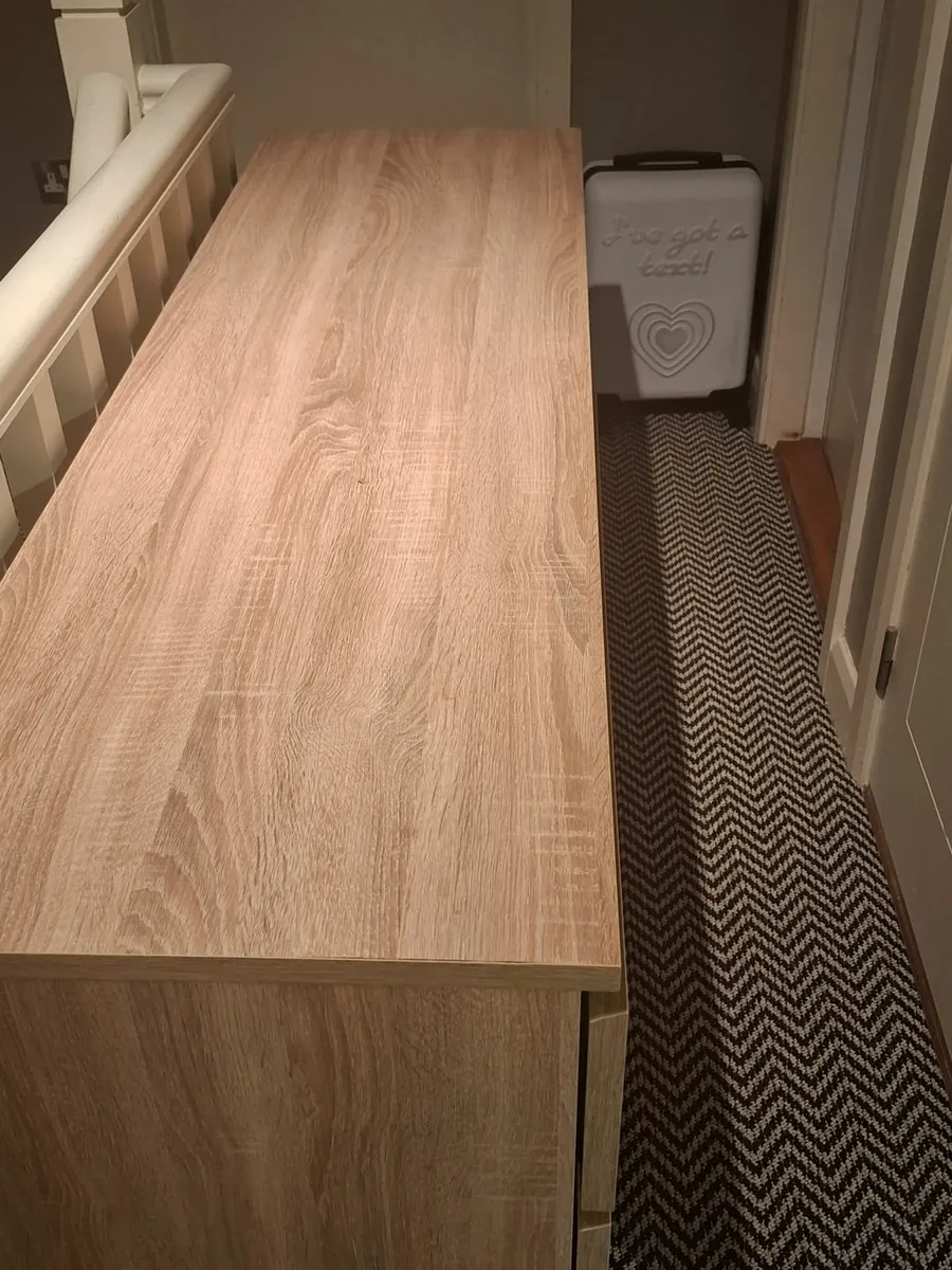 6 drawer Chester drawers - Image 2